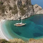 Doridas Hotel